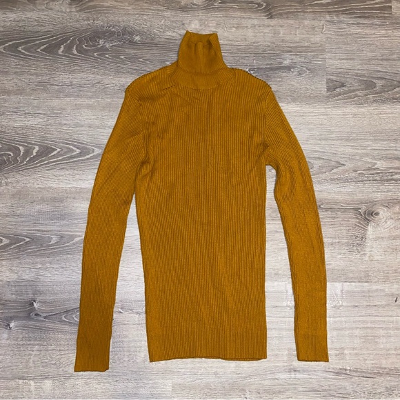 ASOS Ribbed TurtleNeck - Picture 2 of 5